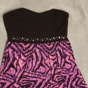 Traje top corto elegante para actividad casual